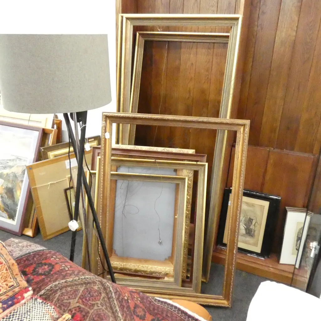 8 ASST PICTURE FRAMES Image 1++