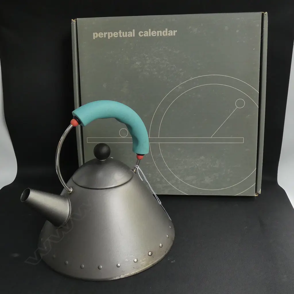 MOMA PERPETUAL CALENDAR & KETTLE Image 1++