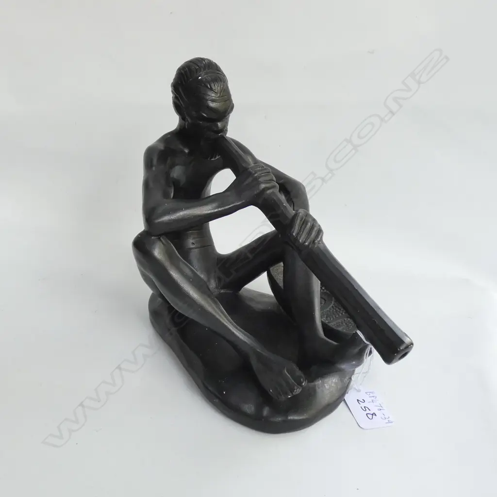 ALEXANDER TAKACS AUSTRALIA YADAKI (DIDGERIDOO) PLAYER STATUE Image 1++