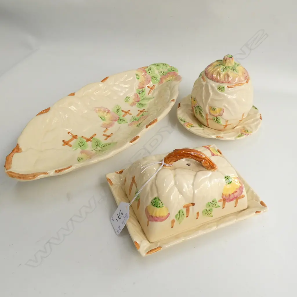 A GOOD BRENTLEIGH WARE FLORAL DESIGN SET Image 1++