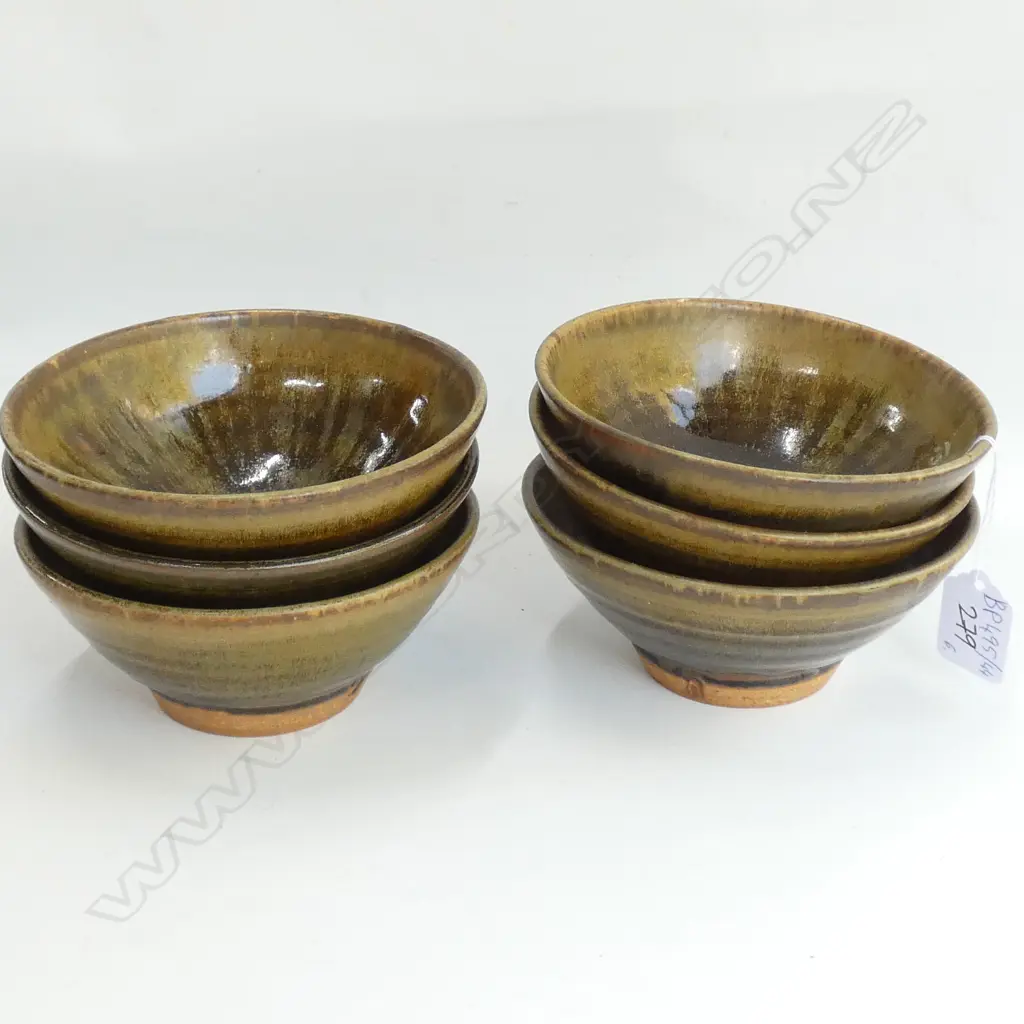 6 PETER STICHBURY SMALL BOWLS ASH GLAZE 135MM DIA Image 1++