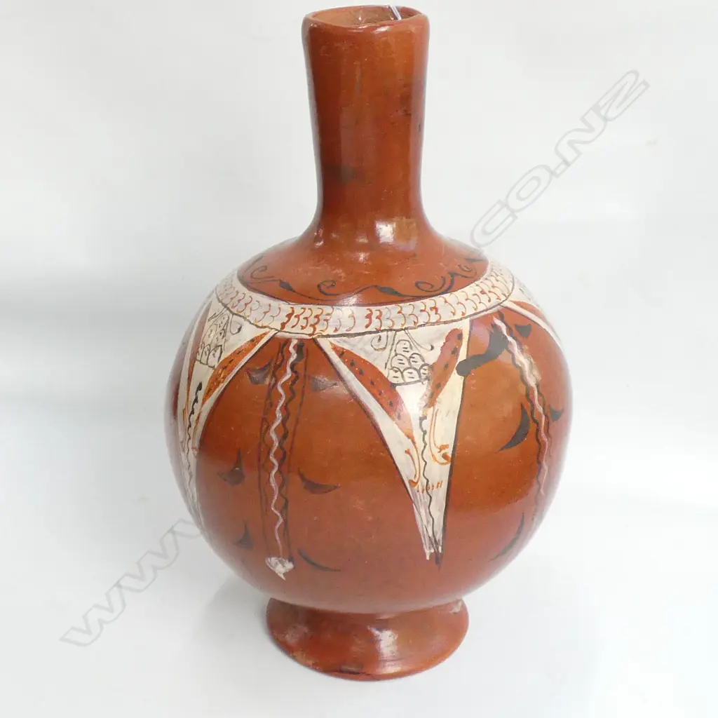 NATIVE INDIAN VASE WITH GEOMETRIC DESIGN H 290 MM Image 1++