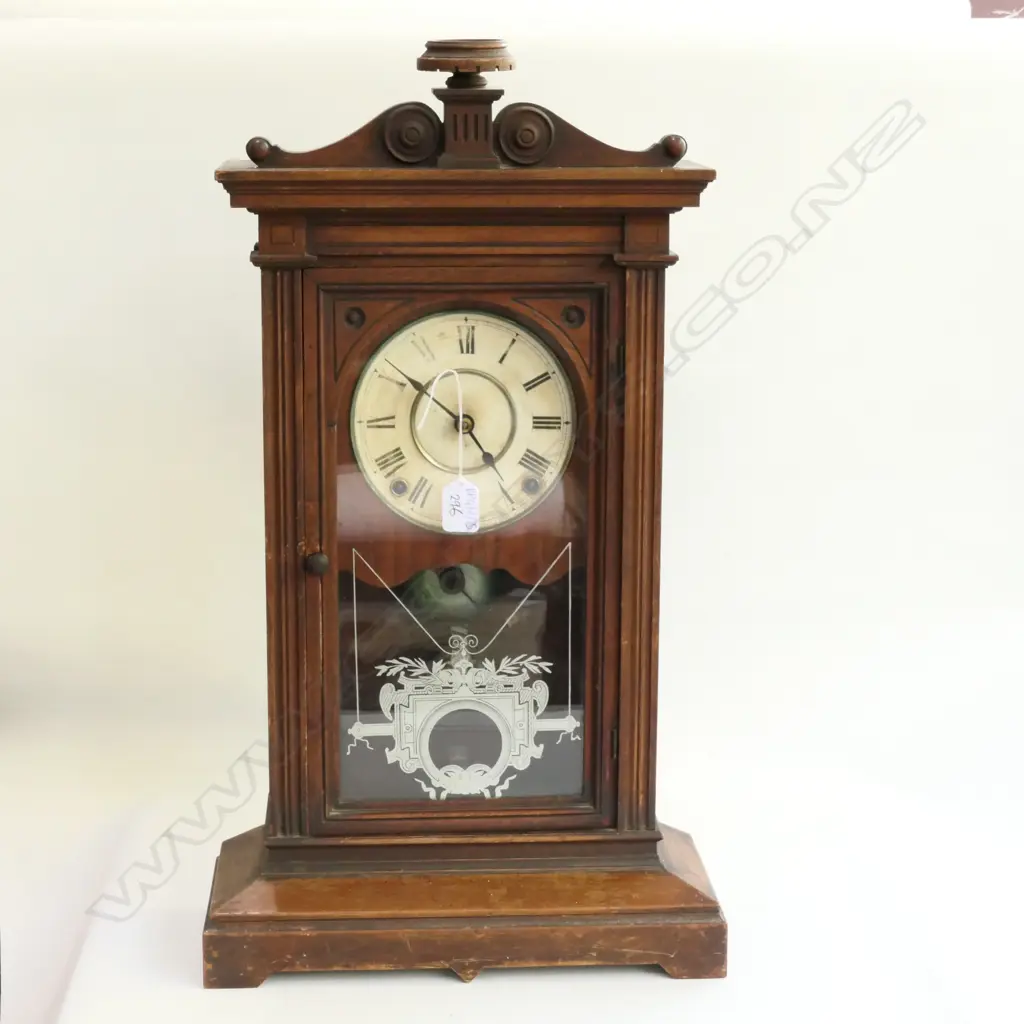 AMERICAN SETH THOMAS GINGERBREAD CLOCK H. 610MM Image 1++