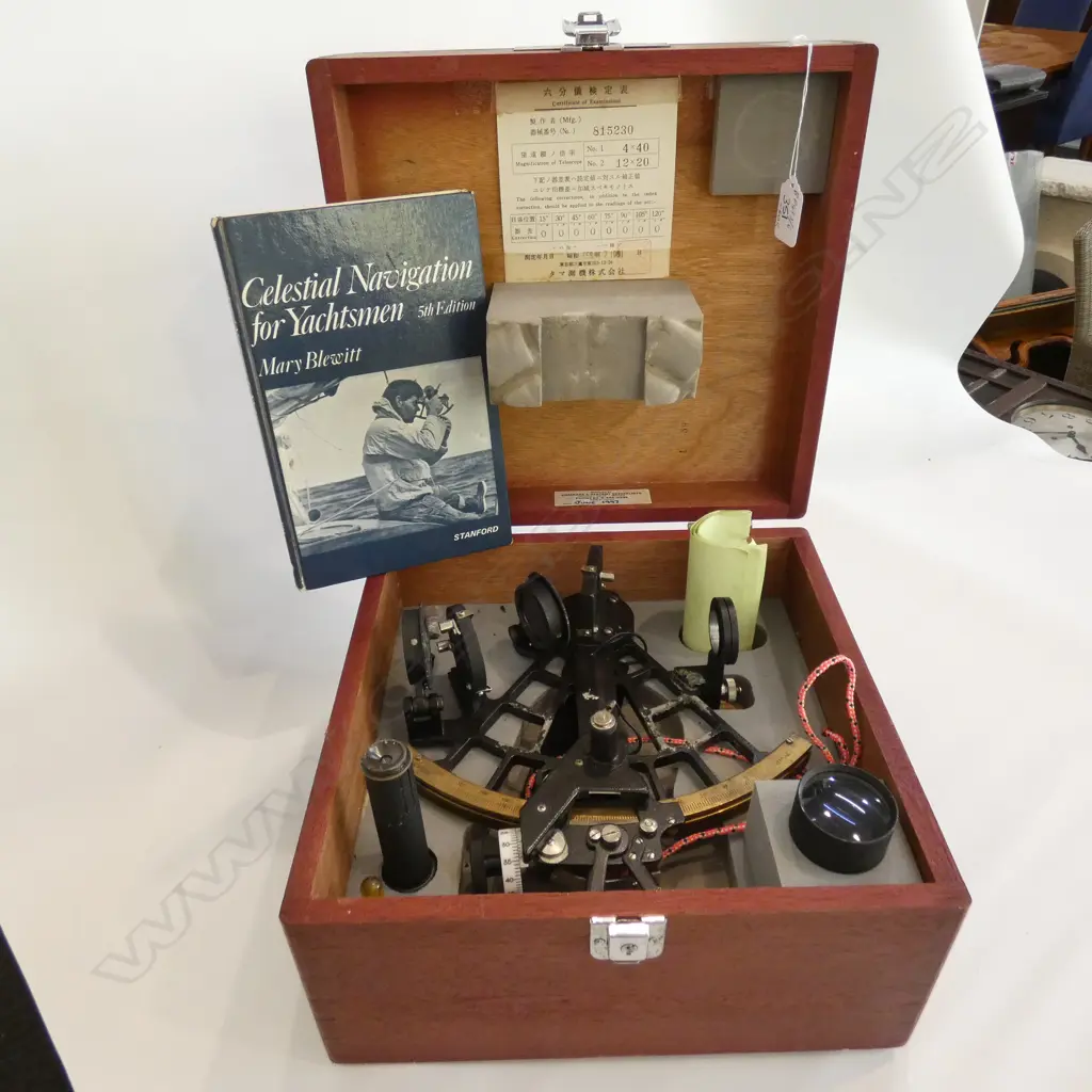 CASED SEXTANT WITH MARY BLEWITT BOOK Image 1++