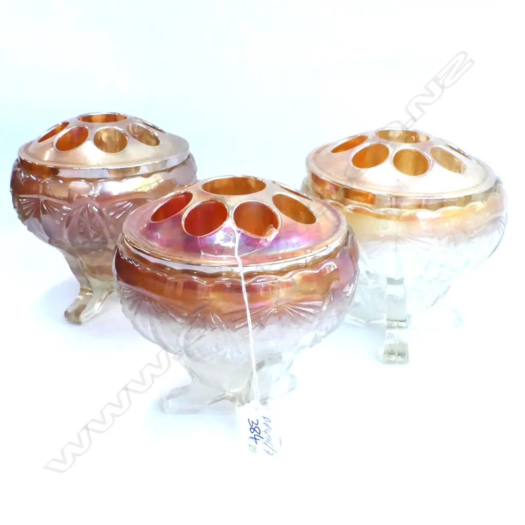 3 CARNIVAL GLASS VASES H 140 MM Image 1++