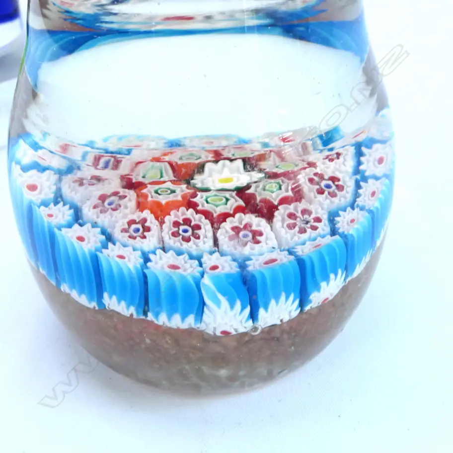 MILLIFIORI BASED GLASS VASE + KORU ART GLASS Image 1++