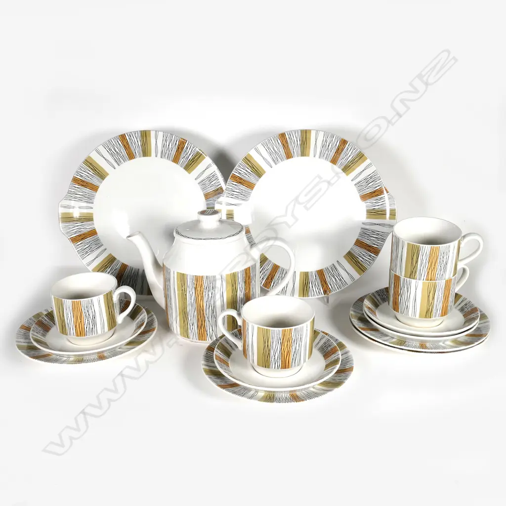 SIENNA 'MIDWINTER'  TEASERVICE + CAKE PLATES (AF) Image 1++