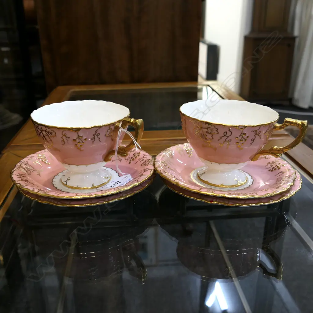 TWO R C DERBY 'VINE' PINK CUPS & SAUCERS (+ 2 EXTRA SAUCERS) Image 1++