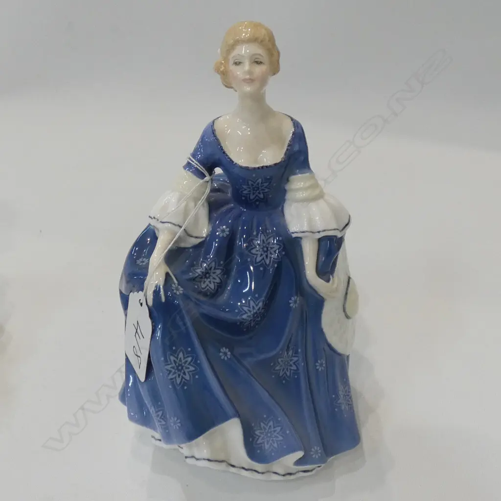 R/DOULTON FIGURE HILARY + BOX  Image 1++