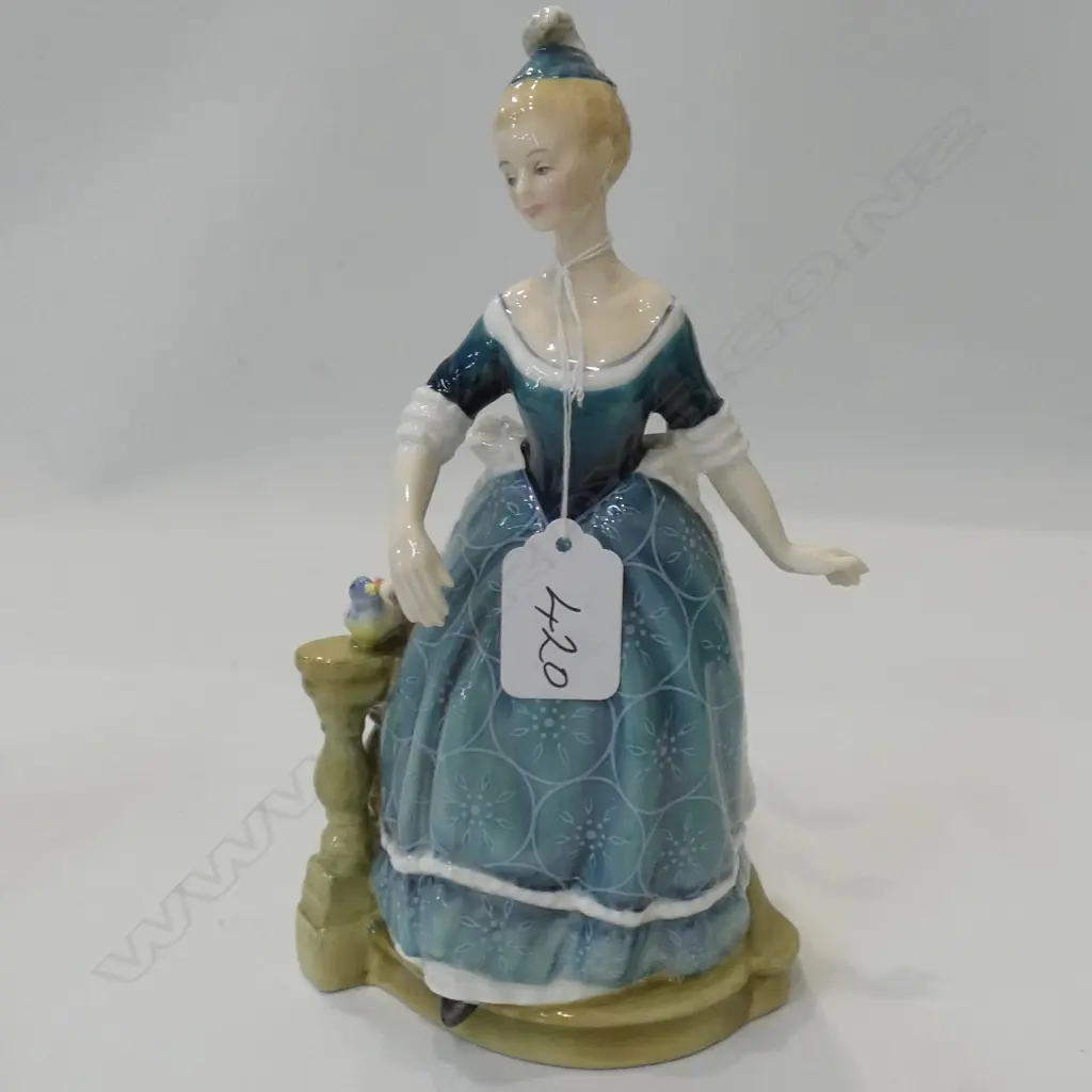 R/DOULTON FIGURINE CLARINDA + BOX  Image 1++