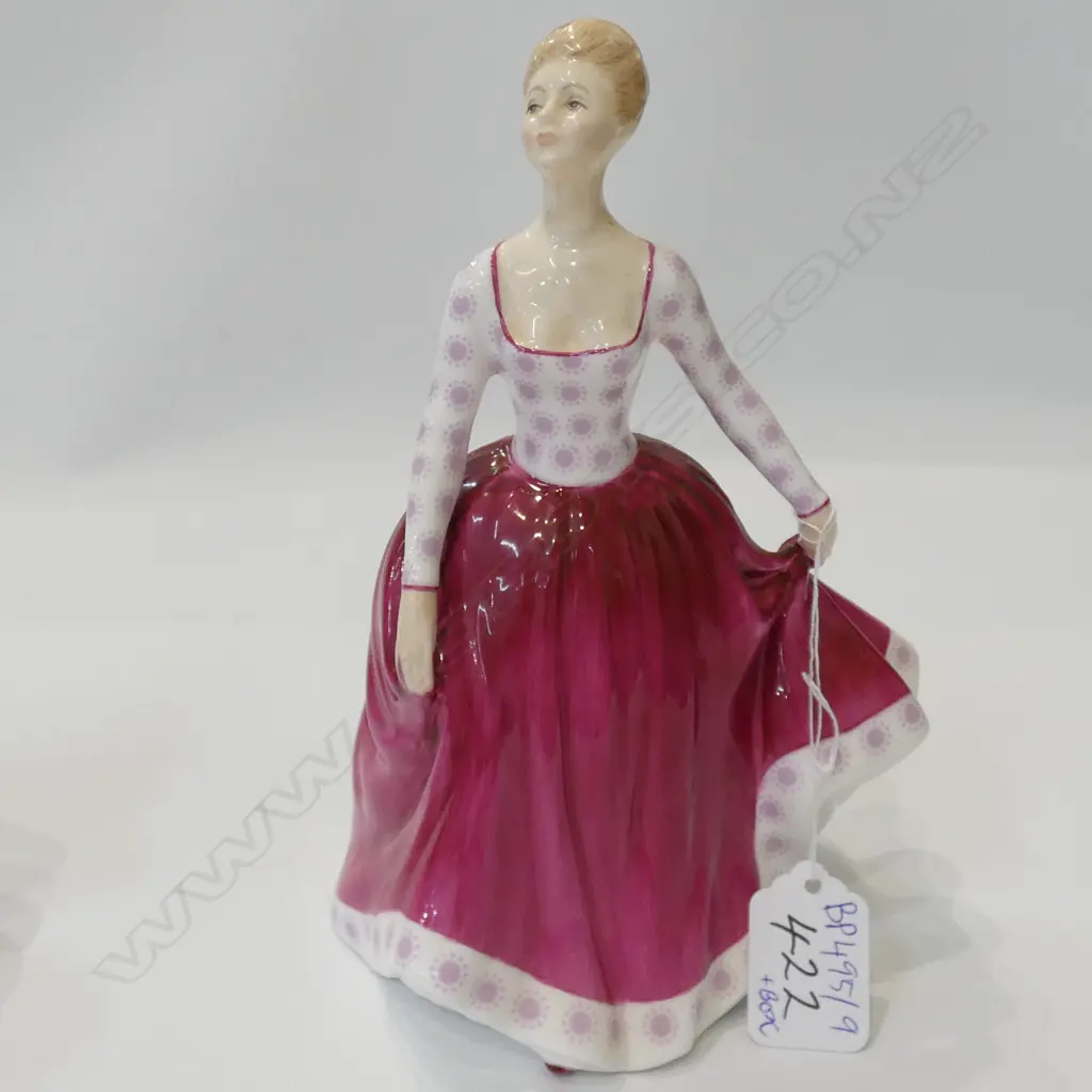 R/DOULTON FIGURE FIONA + BOX  Image 1++