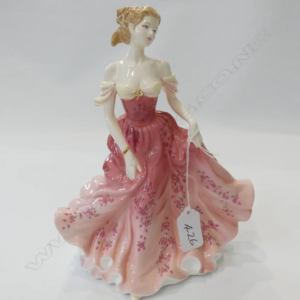 R/DOULTON FIGURE STEPHANIE + BOX  Image 1++