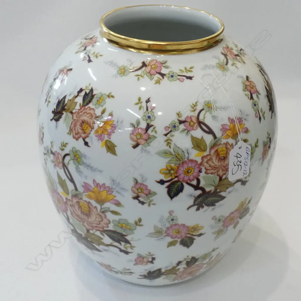 KPM ROYAL PORCELAIN VASE FLORAL SPRAYS H.290mm Image 1++