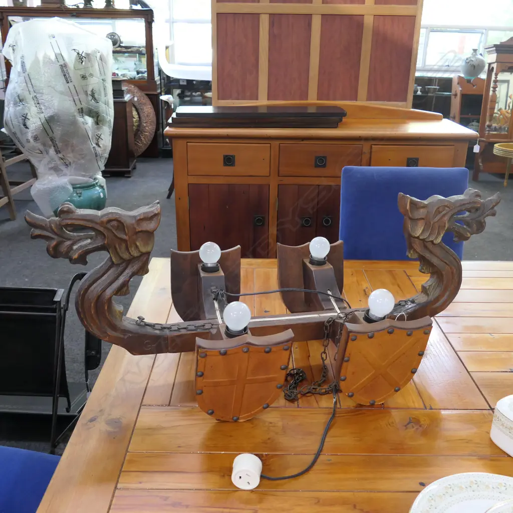 WOODEN GRIFFIN HANGING LAMP L 880 MM Image 1++