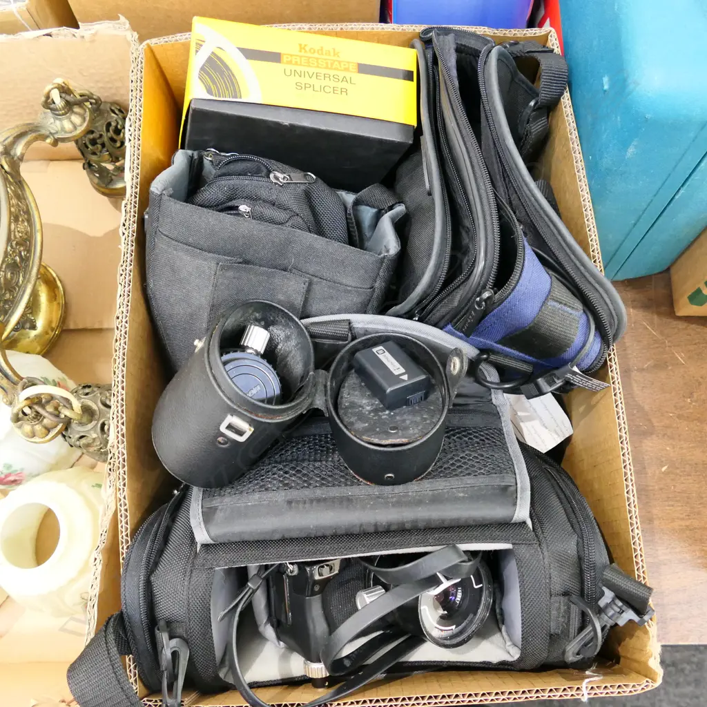 ASST CAMERA GEAR NIKONOS ETC Image 1++