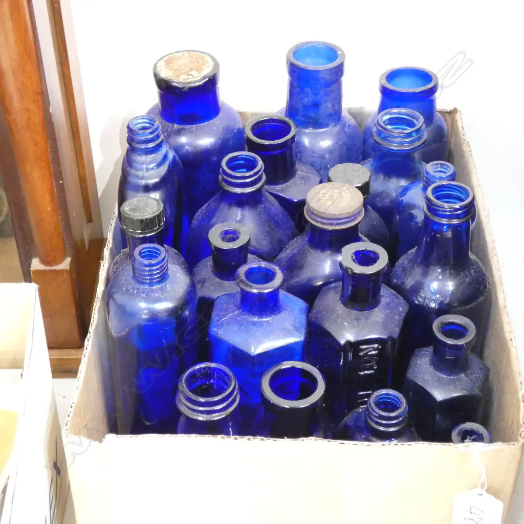BOX COBALT BLUE BOTTLES Image 1++