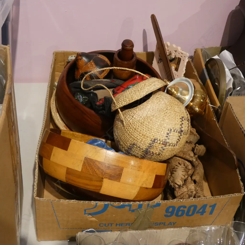 BOX LOT ASST. WOODEN ITEMS, POTTERY ETC Image 1++