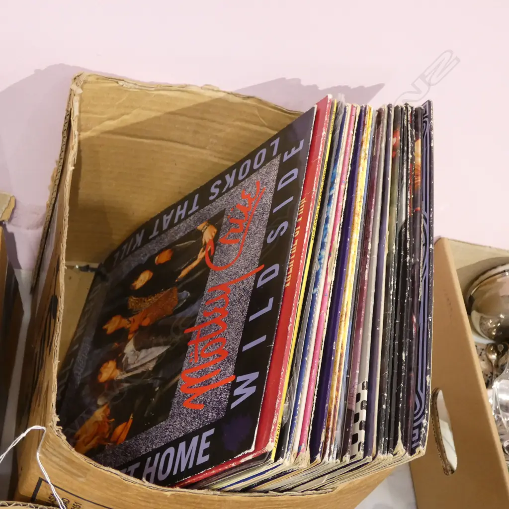 BOX LOT ASST. RECORDS  Image 1++