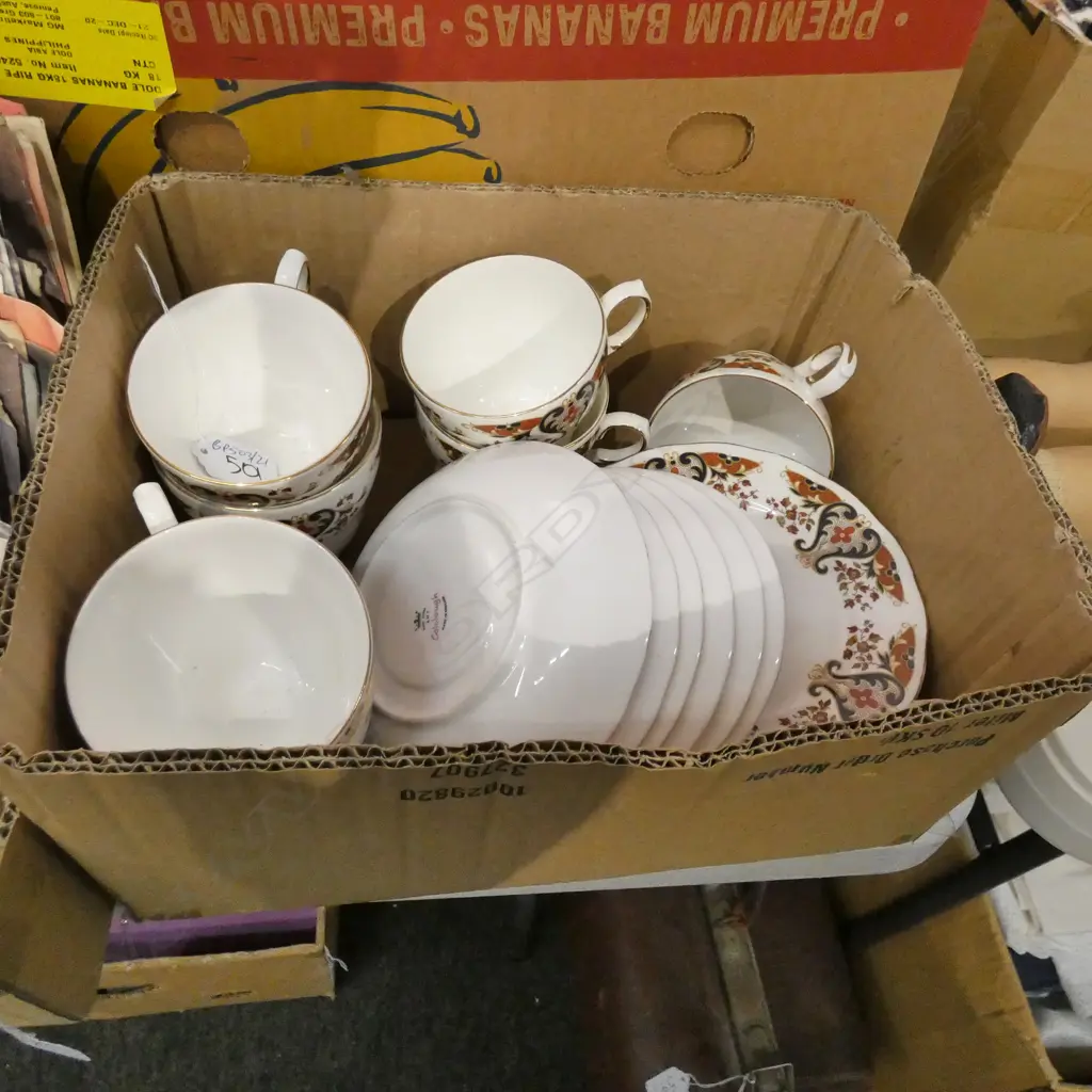 ASST COLCLOUGH CUPS + SAUCERS Image 1++