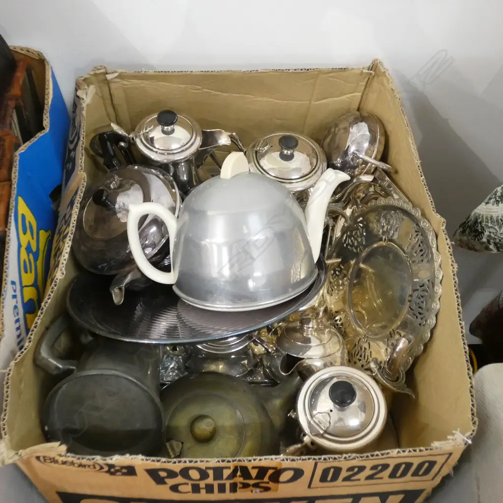 BOX LOT ASST. EPNS  Image 1++