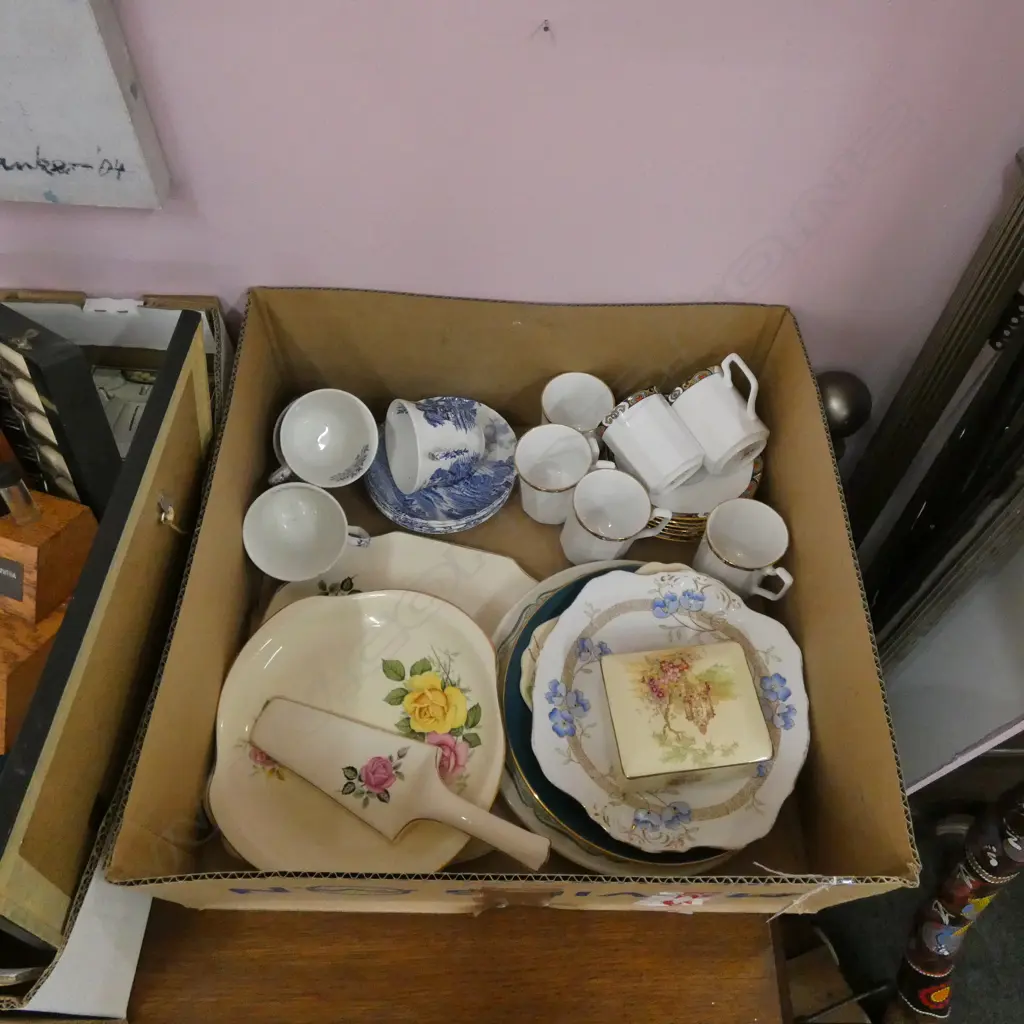 BOX OF CHINA: CUPS. PLATES. BOX. CAKE PLATE & SLICE... Image 1++