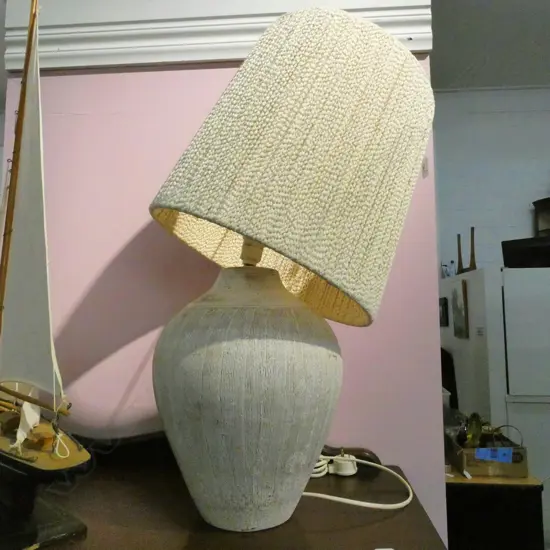WHITE CERAMIC LAMP WITH WOOLEN SHADE AF H. 700MM