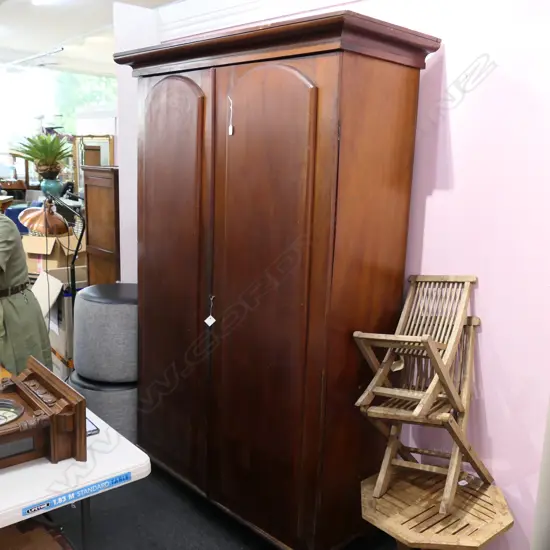 COLONIAL KAURI WARDROBE