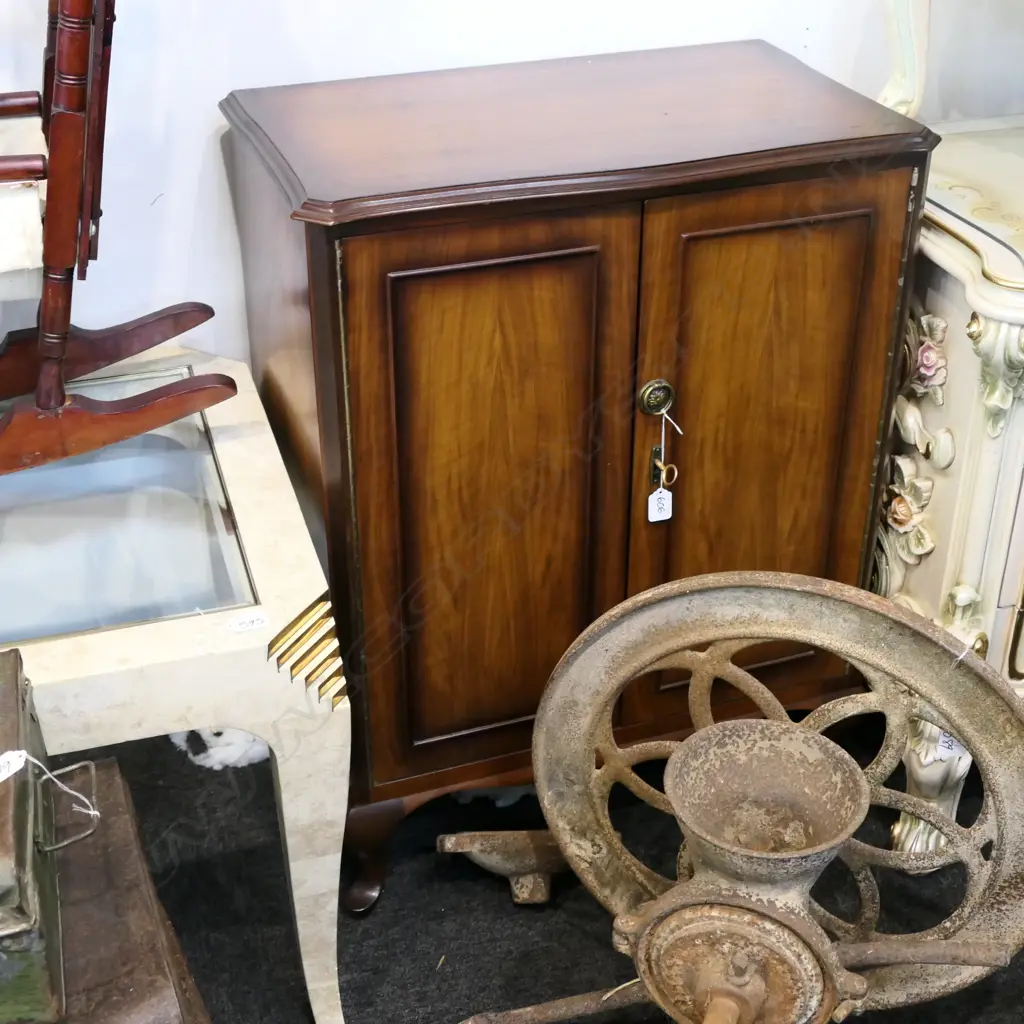MUSIC CABINET W. 630MM Image 1++
