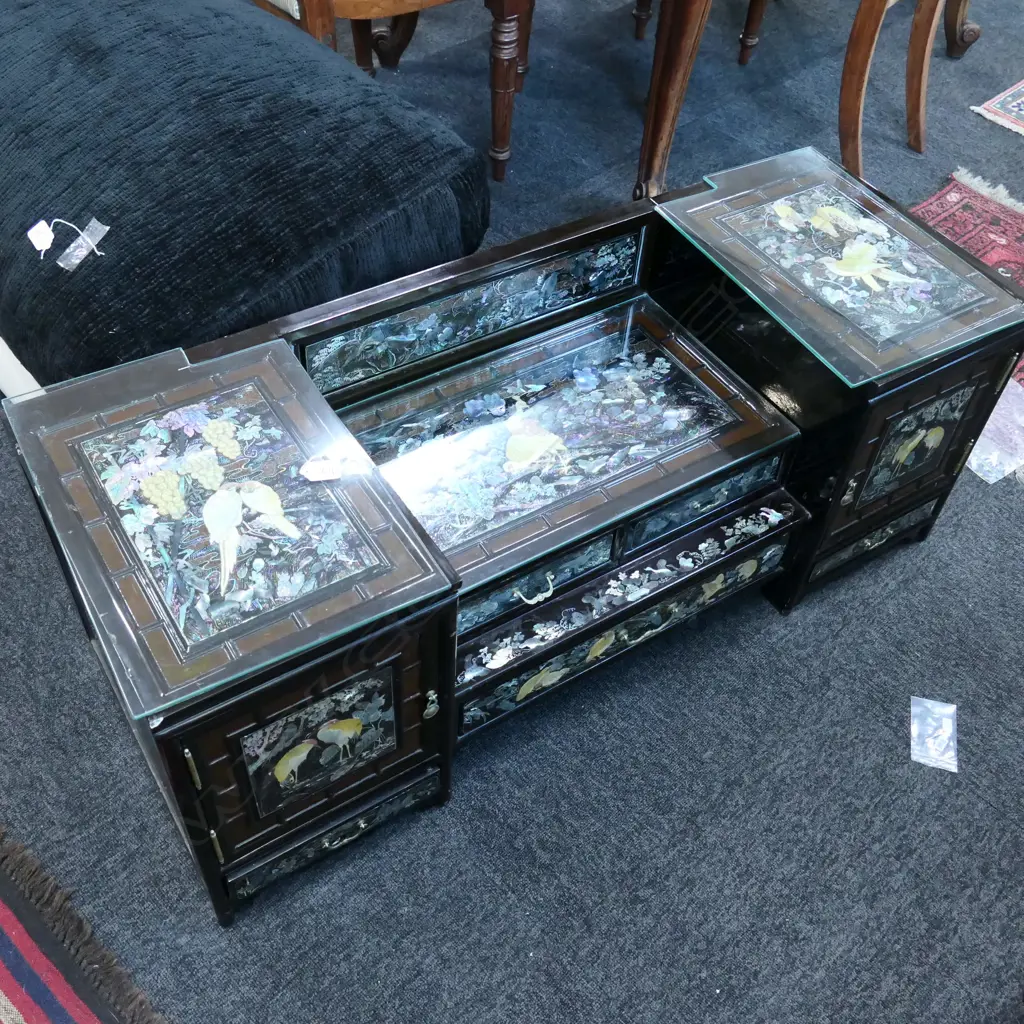 KOREAN MOTHER OF PEARL INLAID DRESSING TABLE WITH MIRROR Image 1++