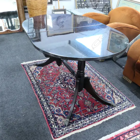 FRENCH POLISHED D END REGENCY STYLE DINING TABLE WITH 2 LEAVES L. 1380MM