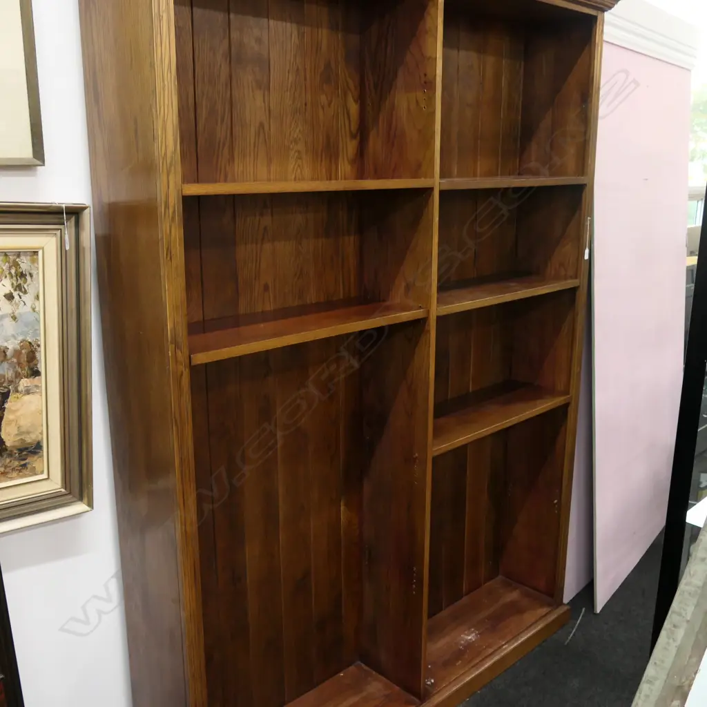 GEORGIAN STYLE LGE WALNUT 10 SHELF BOOKCASE Image 1++