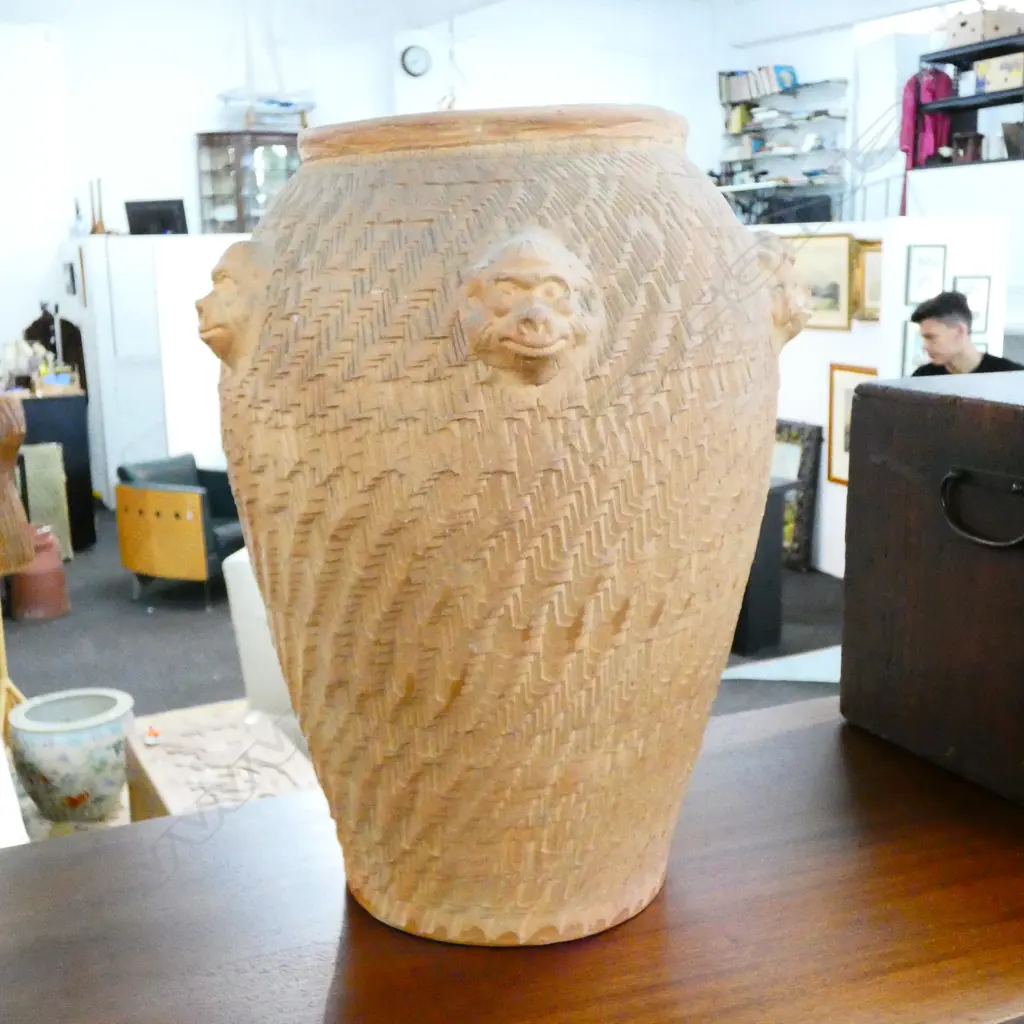 LARGE CHINESE TERRACOTTA FLOOR POT, H. 400MM Image 1++