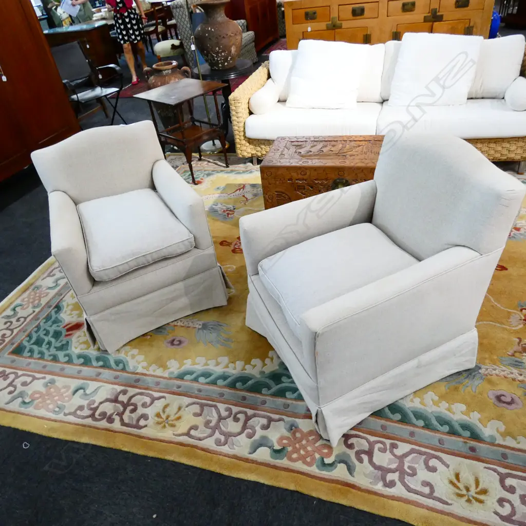 PR LINEN ARMCHAIRS W. 620MM Image 1++