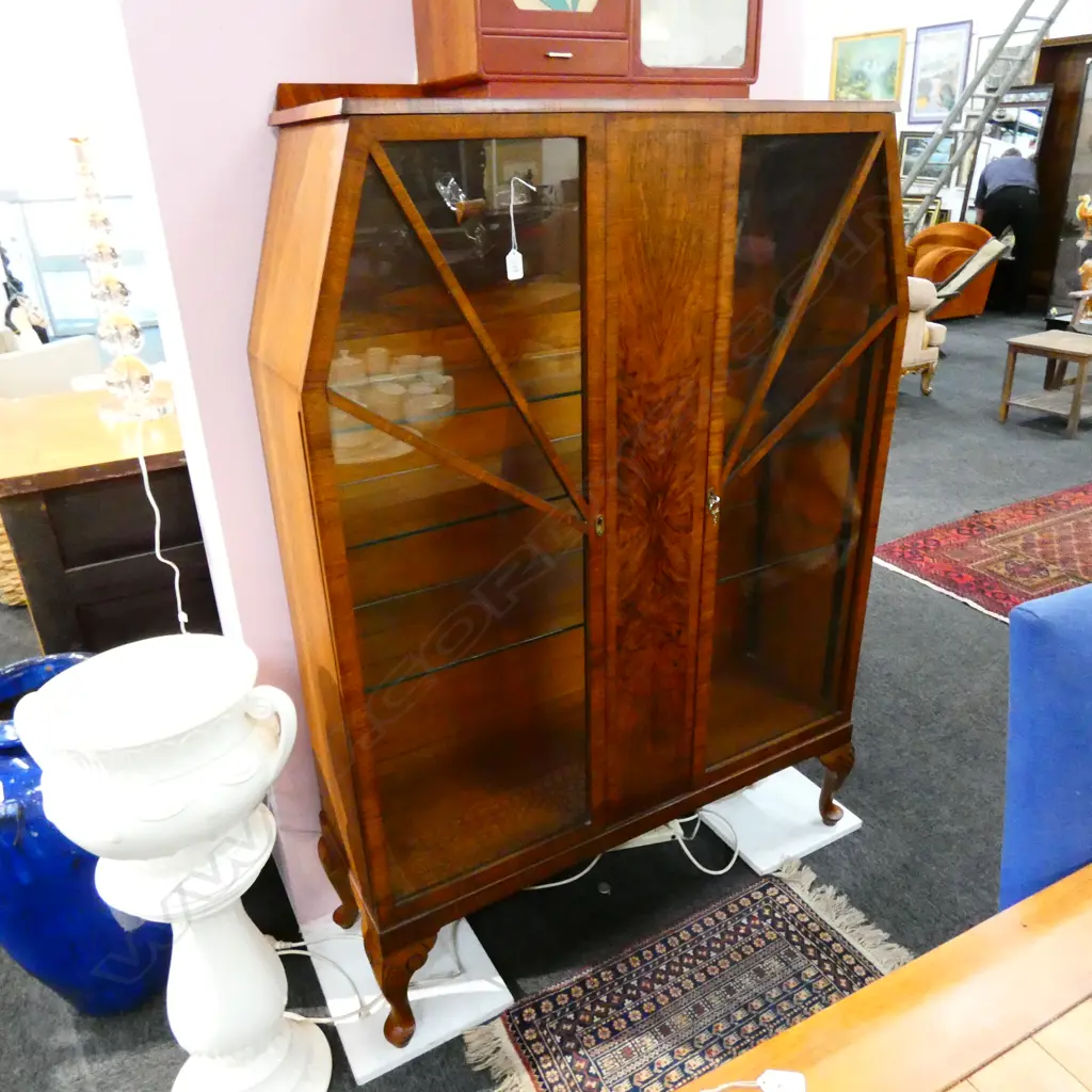ART DECO FIGURED WALNUT DISPLAY CABINET H. 1530MM W. 1070MM Image 1++