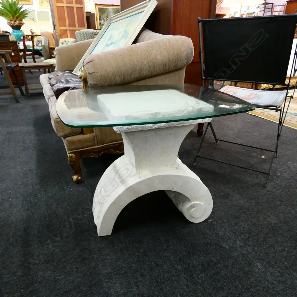 CLASSICAL FAUX MARBLE & GLASS SIDE TABLE Image 1++