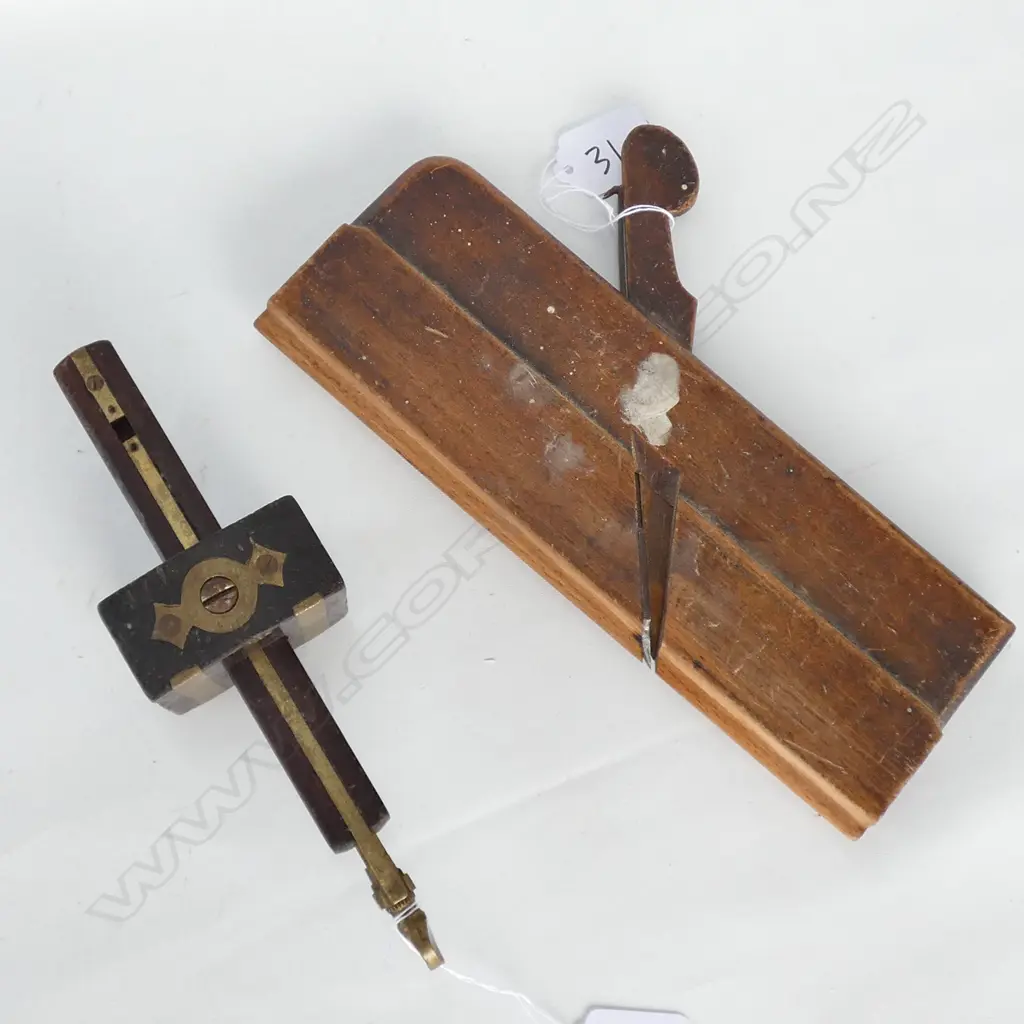MORTISE GAUGE & WOODEN PLANE Image 1++