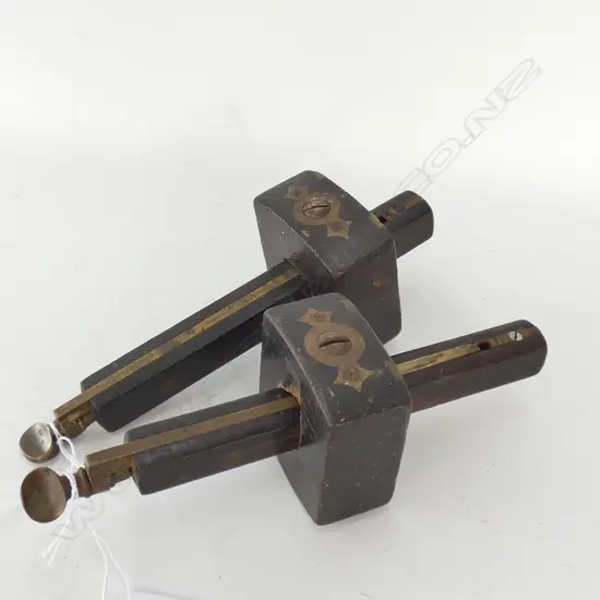 2 MORTISE GAUGES 