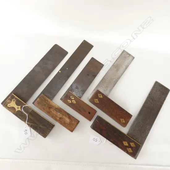 5 SET SQUARES 