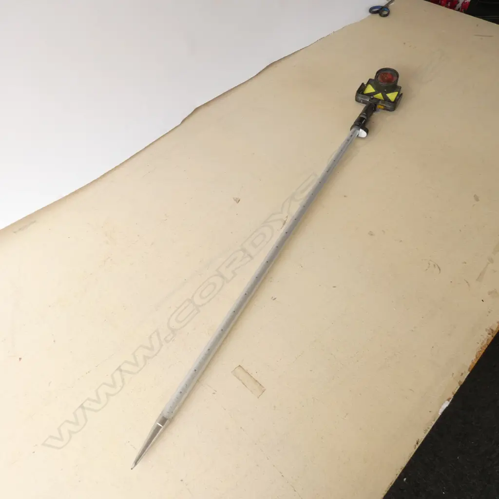 LEICA SURVEYORS SIGHT ALUMINIUM L. 1390MM Image 1++