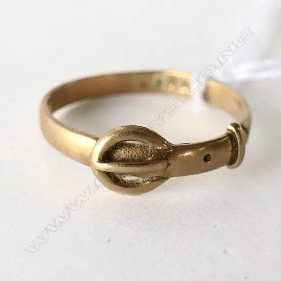 9CT GOLD BUCKLE RING 1.27gm