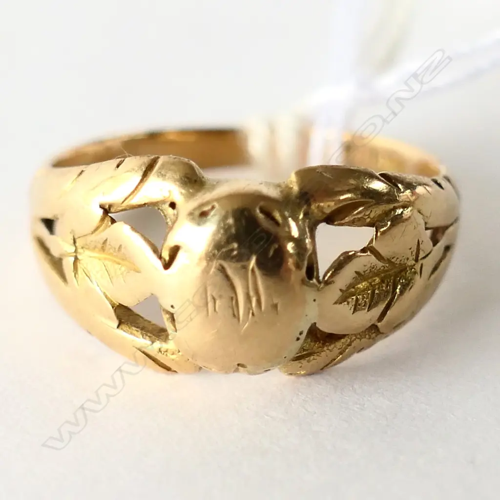 GOLD RING APPARENTLY MADE FROM WESTCOAST NUGGET 4.77gm Image 1++