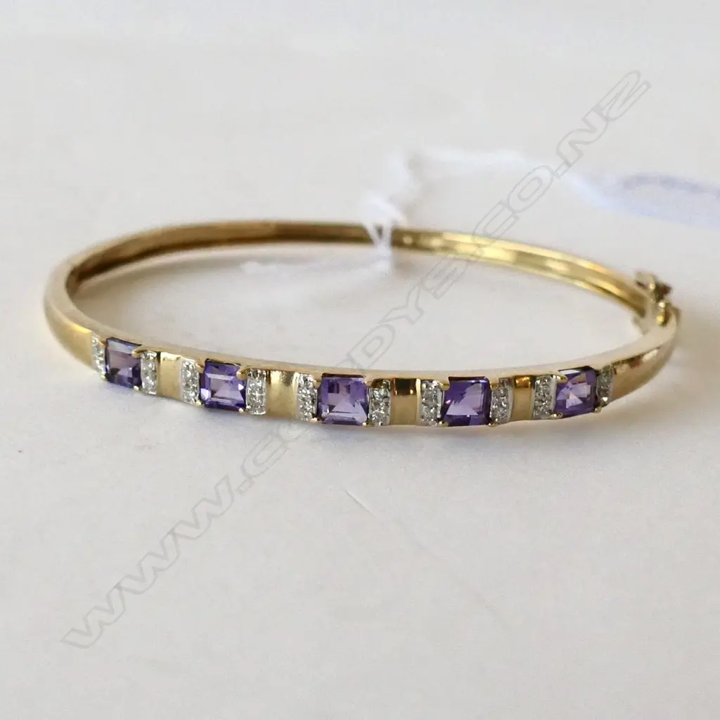9ct GOLD AMETHYST & DIAMOND BANGLE 9.6gms Image 1++