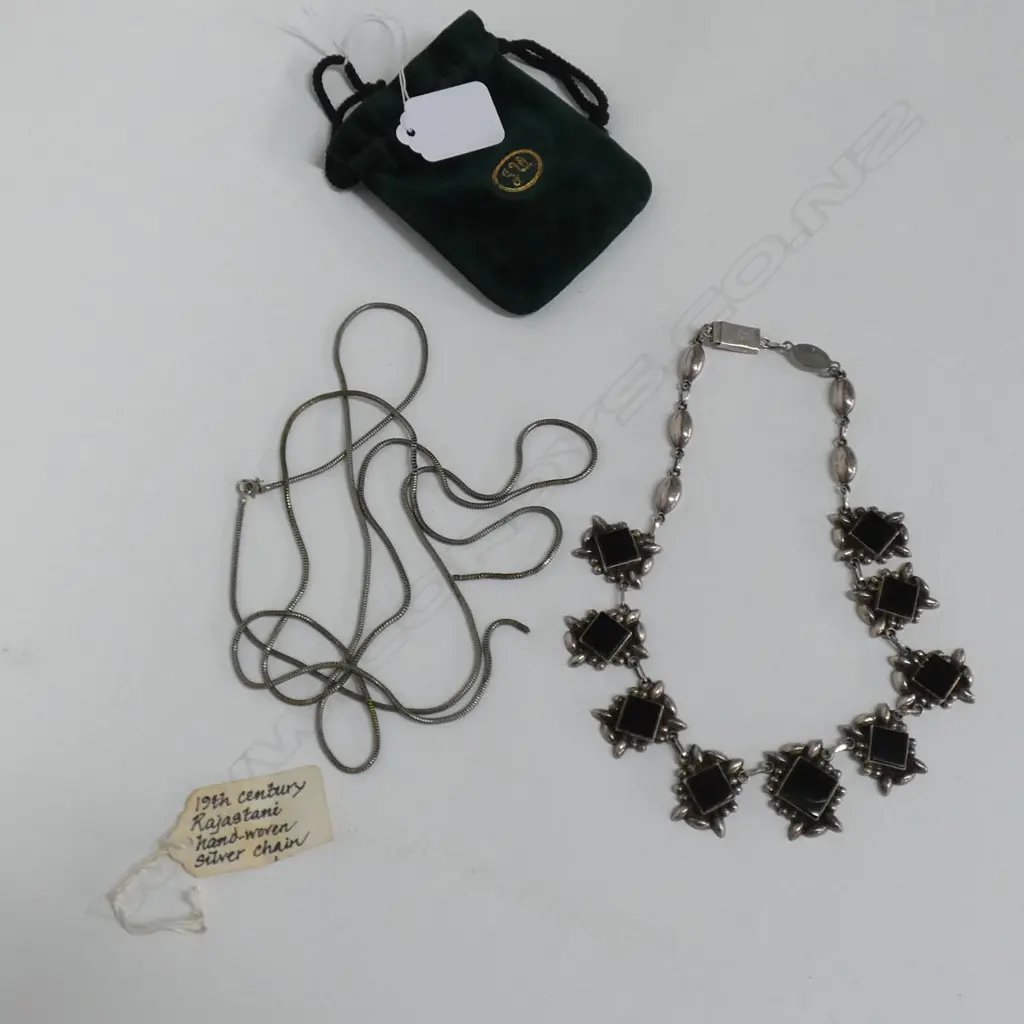 SILVER & DARK GLASS? NECKLACE/ PLATED BASE METAL SNAKE CHAIN, BROKEN Image 1++