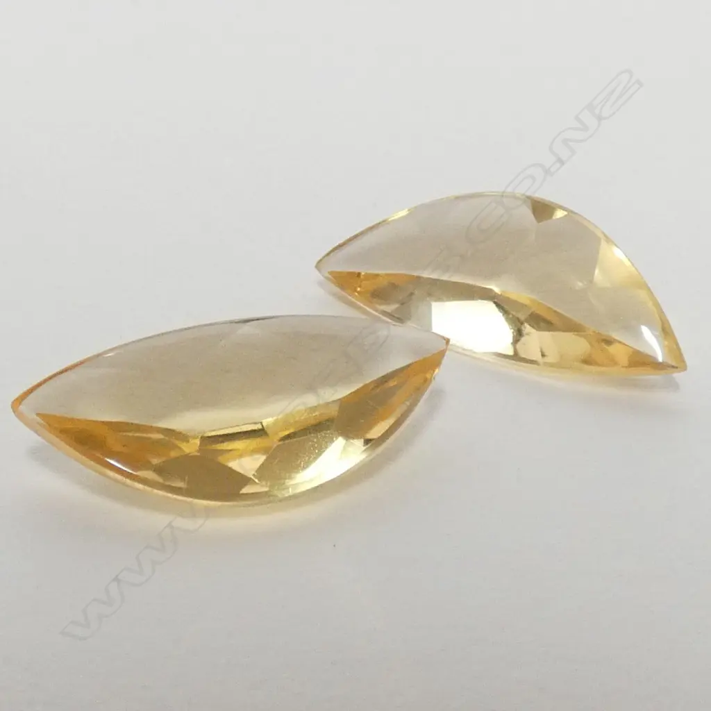 PAIR OF CITRINES 5.3 CT EACH  Image 1++