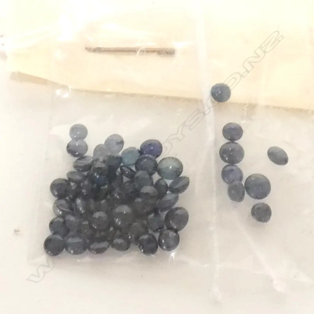 10CT SAPPHIRE CABOCHONS Image 1++