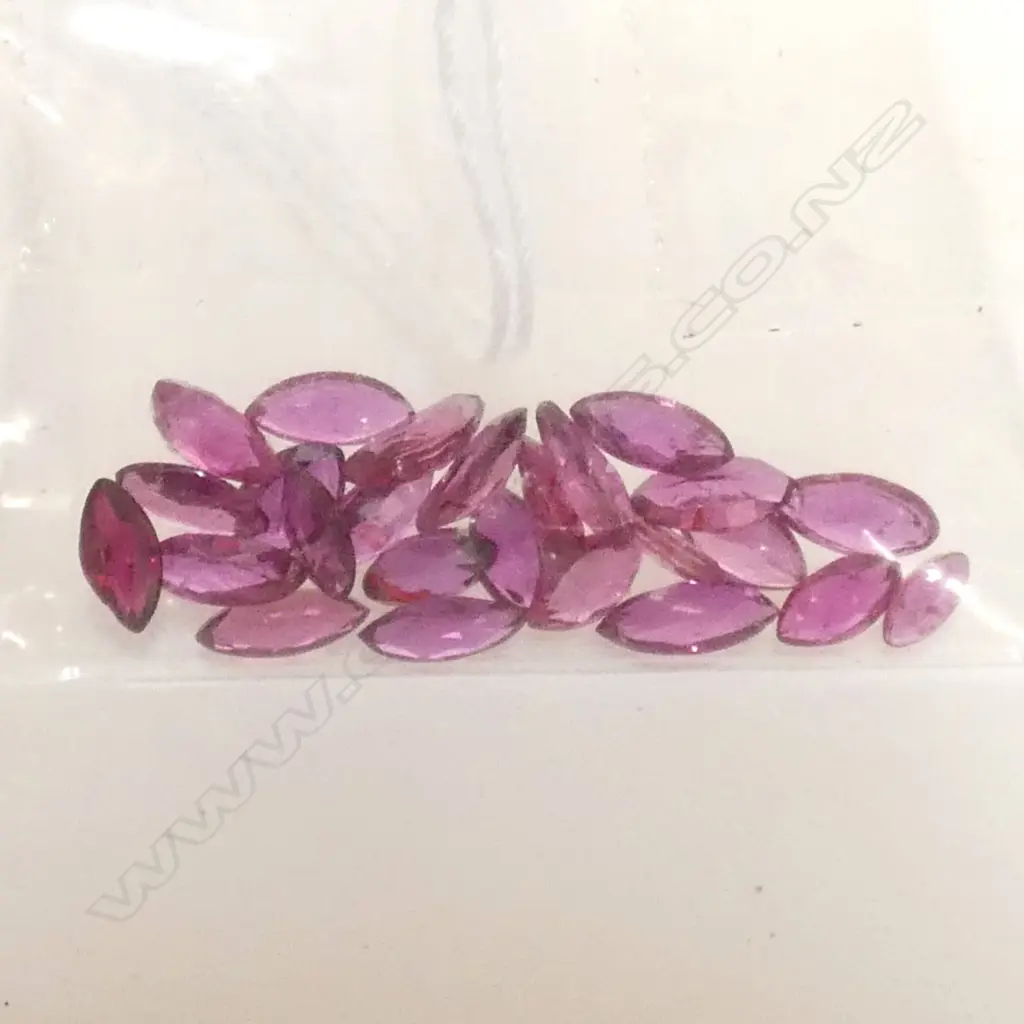 5CT RUBIES NAVETTE SHAPE Image 1++