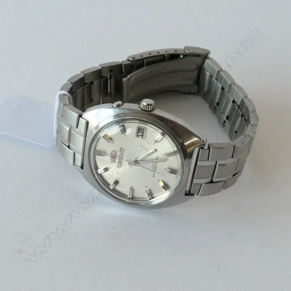 ORIENT GENTS WATCH, VINTAGE AUTOMATIC MOVEMENT Image 1++