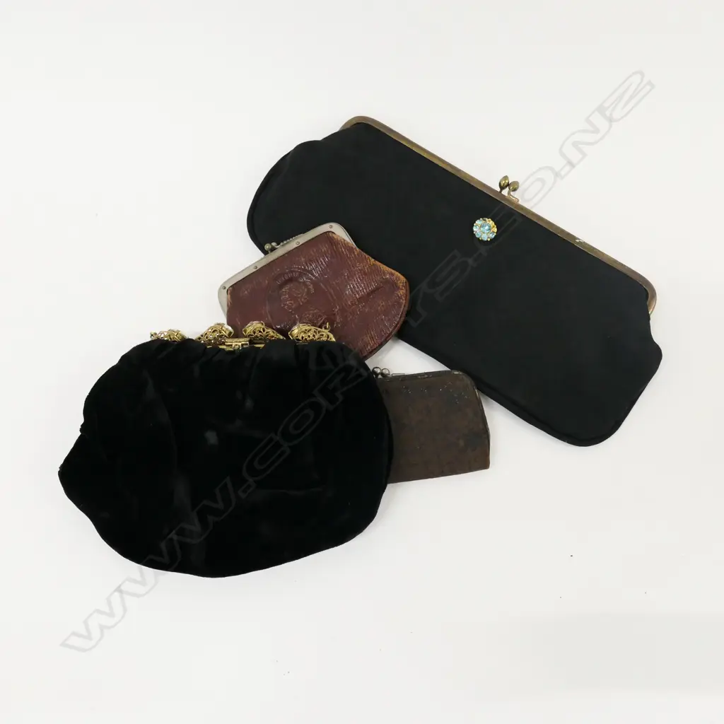 VINTAGE EVENING PURSES & OTHERS Image 1++