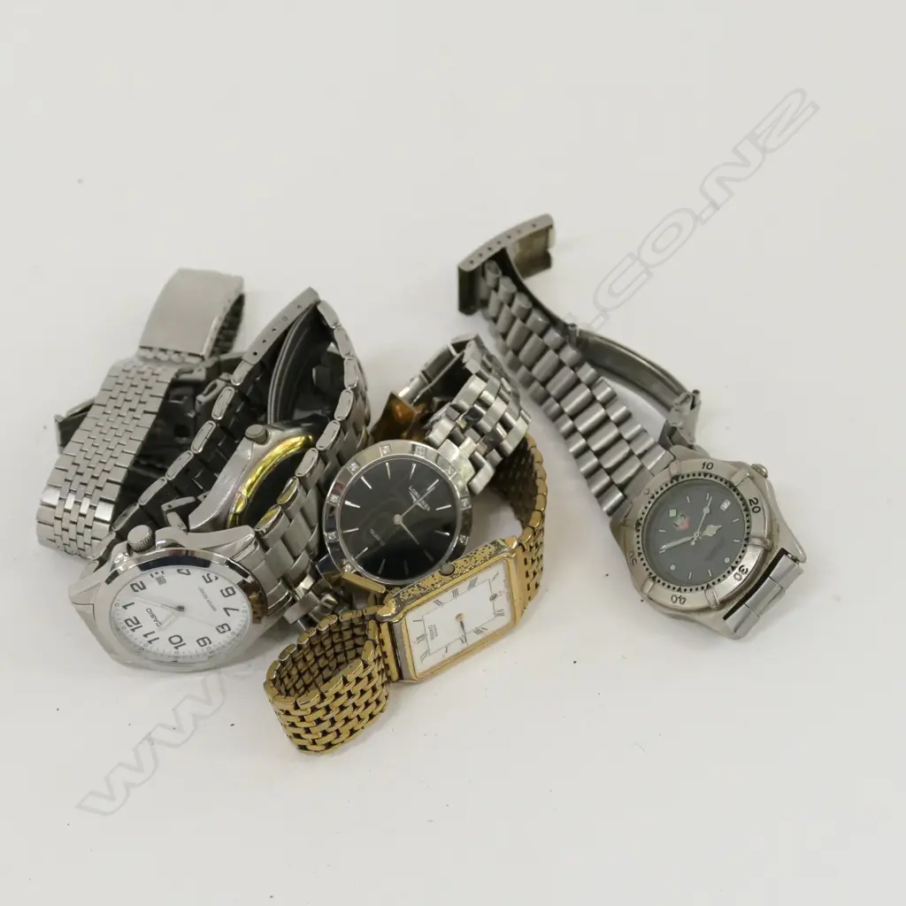 6 WATCHES WITH METAL BRACELETS Image 1++