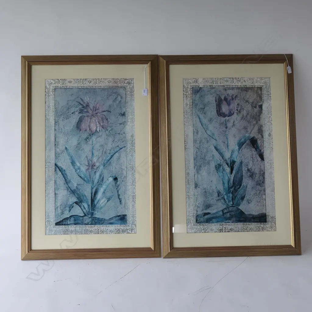 PR OF FRAMED FLORAL PRINTS Image 1++